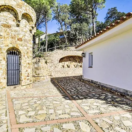 Guaita By Interhome *