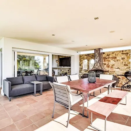Guaita By Interhome Lloret de Mar