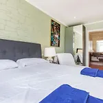 Guaita By Interhome Nyaraló