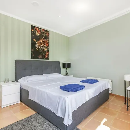 Guaita By Interhome Lloret de Mar